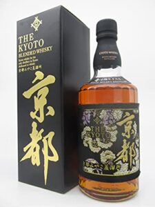 京都みやこ蒸留所が製造するウイスキー「京都ウイスキー　黒帯」